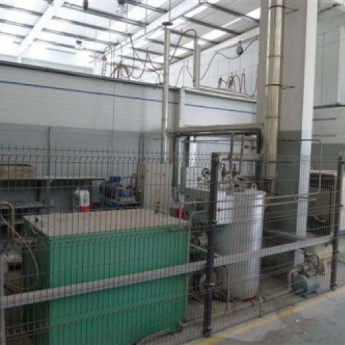 Steam and pressure pump